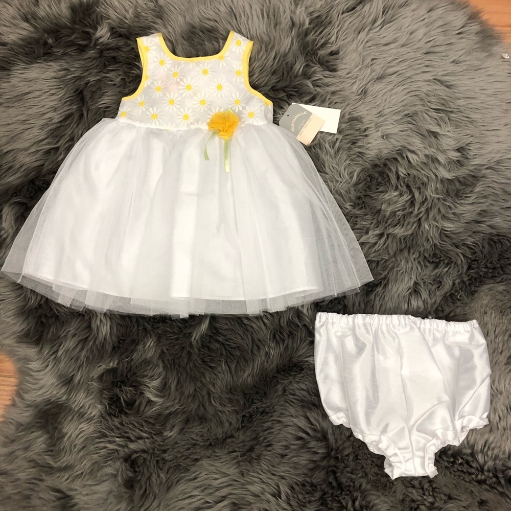 Pastourelle | Girl's Daisy Dress | White & Yellow | Size 24 Months